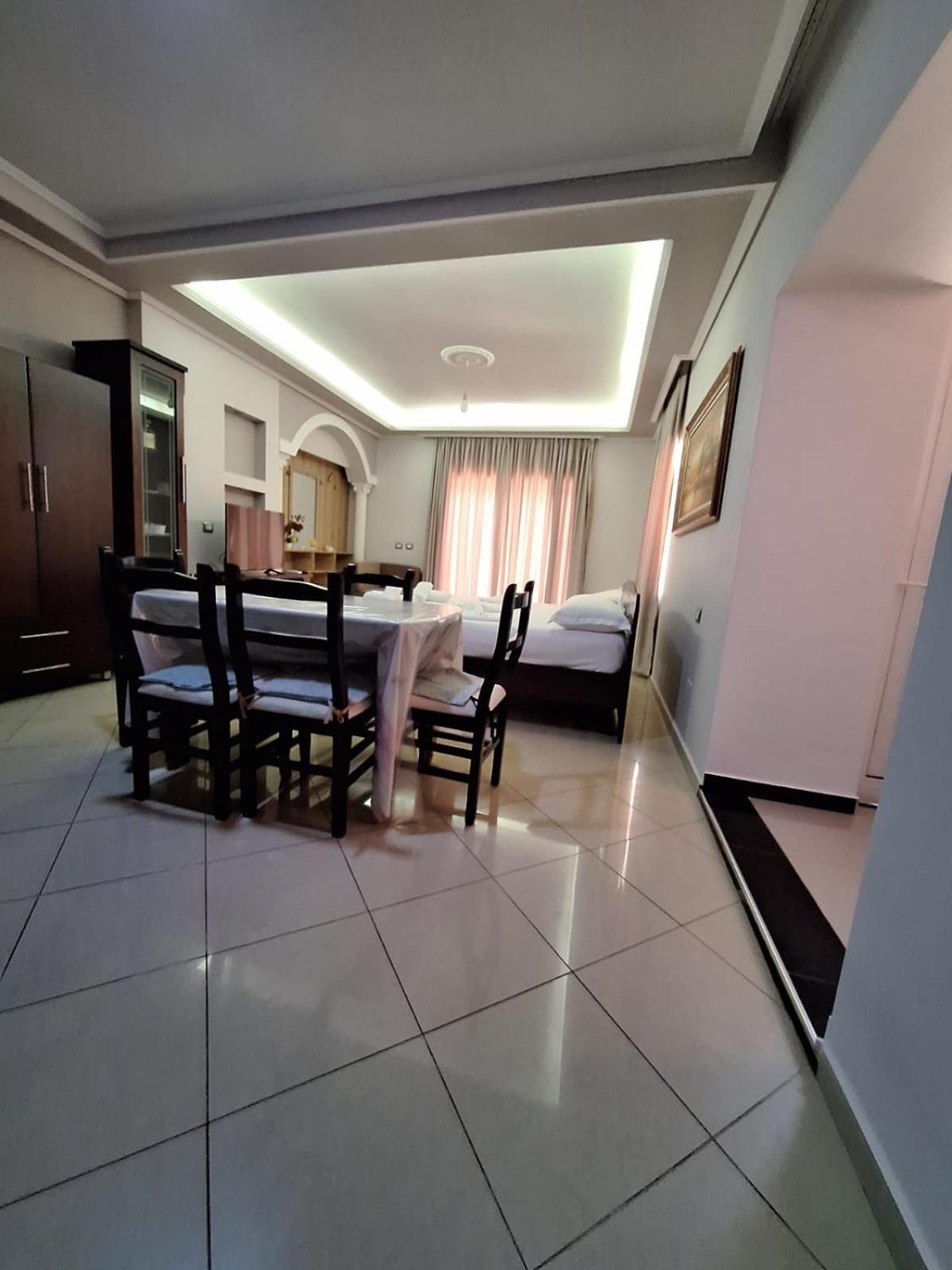 Keli Apartments Ксамил Стая снимка